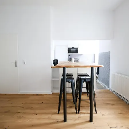 Mit Garage Und Balkon Naehe Europapark Апартаменты Оффенбург