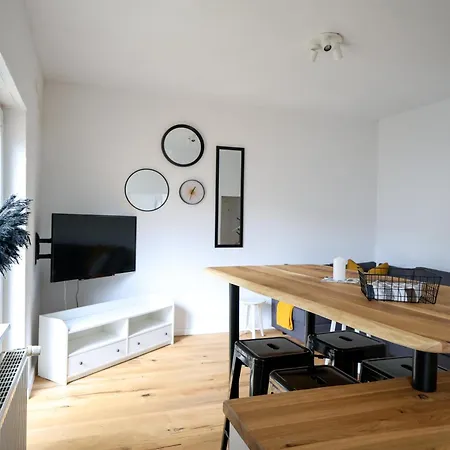 Mit Garage Und Balkon Naehe Europapark * Оффенбург