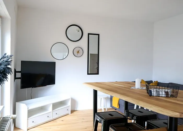 Mit Garage Und Balkon Naehe Europapark * Offenbourg